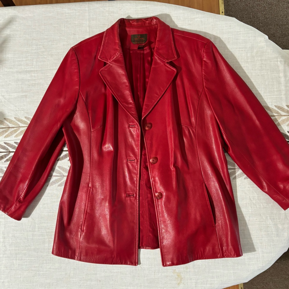 Danier Vintage Red Leather Jacket size Large